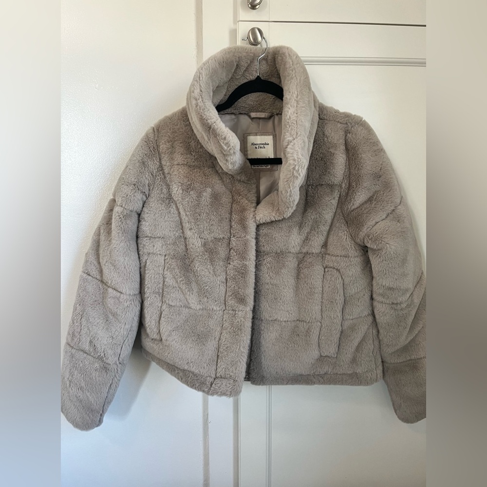 Abercrombie & Fitch Tan Puffer Jacket